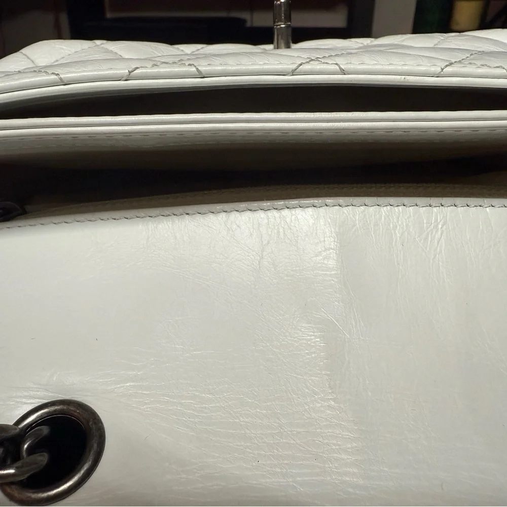 Chanel White Quilted Crossbody/Shoulder Bag with Chain